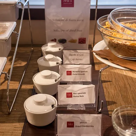 Magri's 4* نابولي