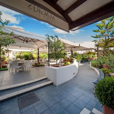 Magri's 4* Napoli