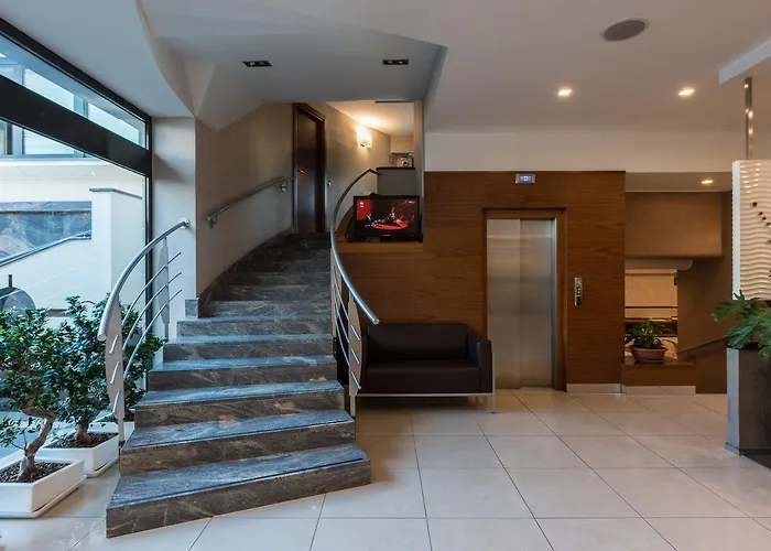 Magri's Hotel Napoli