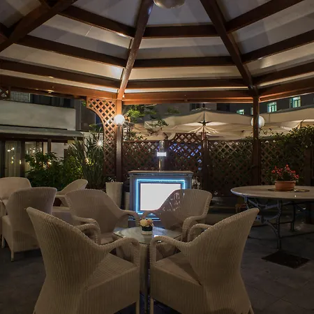 Hotel Magri's Naples