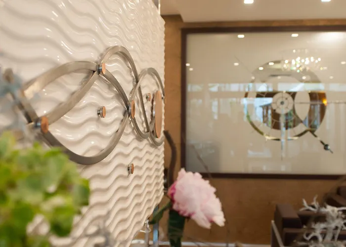 Magri's 4* נאפולי